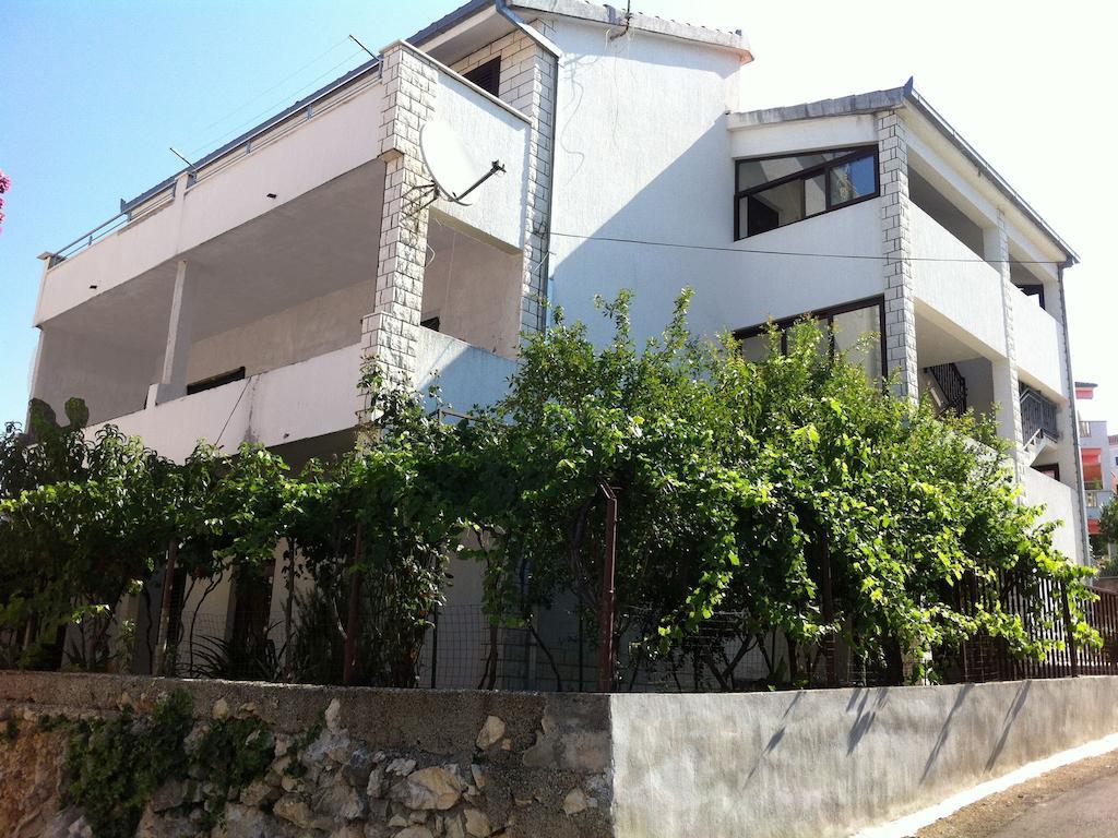 Apartment Ive Trogir Exterior photo