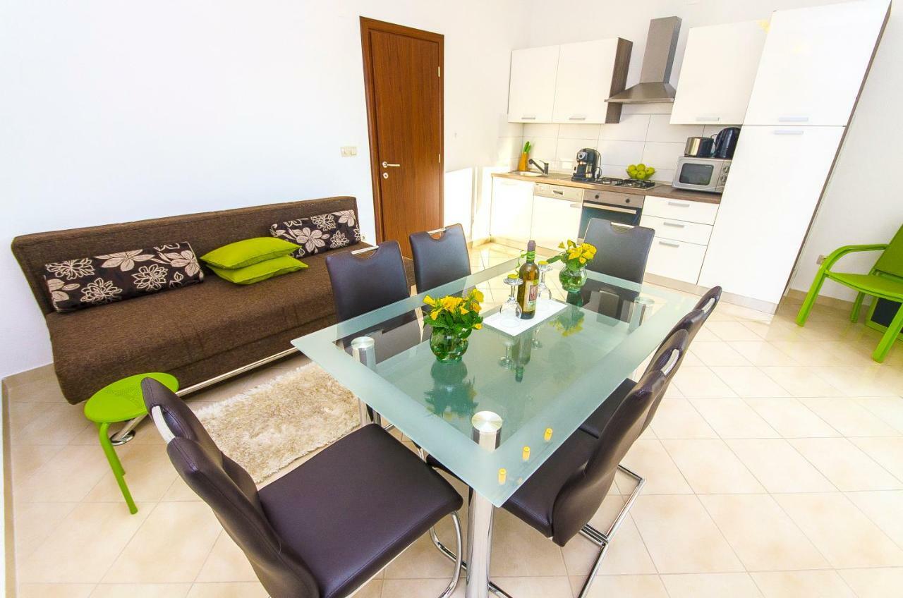 Apartment Ive Trogir Exterior photo
