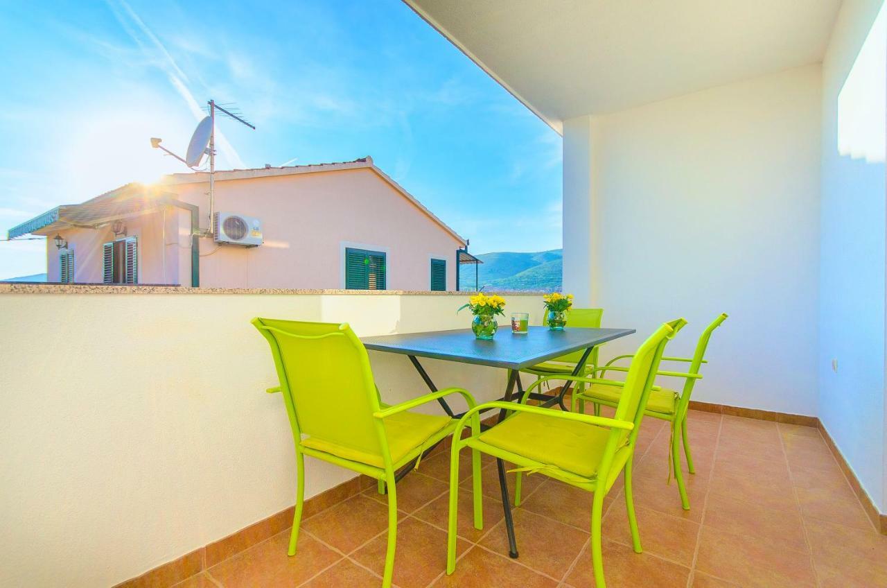 Apartment Ive Trogir Exterior photo