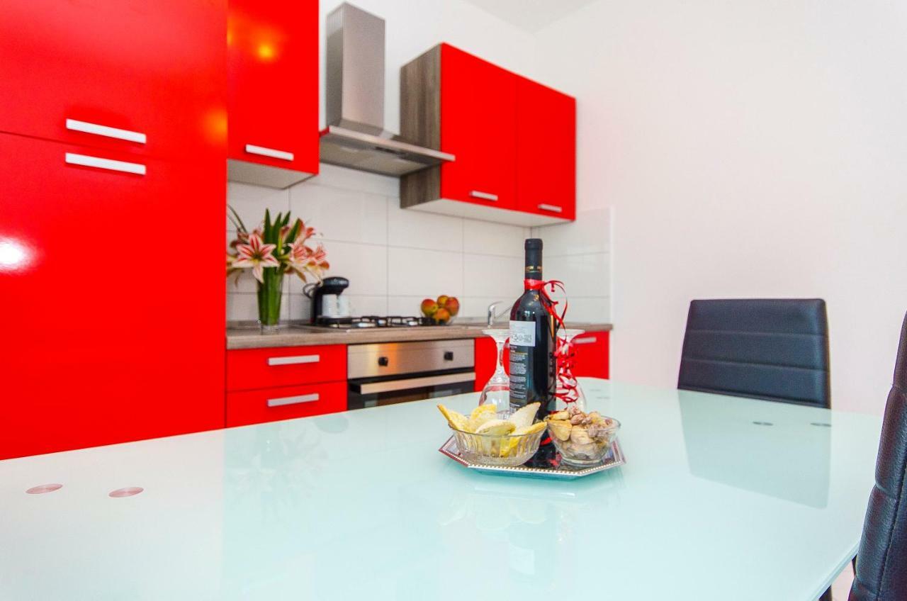 Apartment Ive Trogir Exterior photo